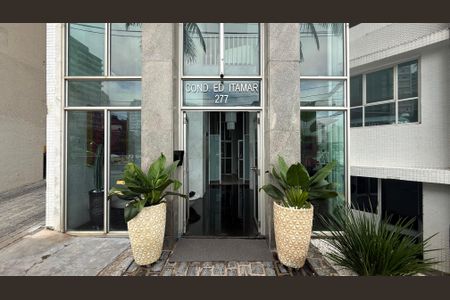 Apartamento para alugar com 501m², 5 quartos e 2 vagasFachada