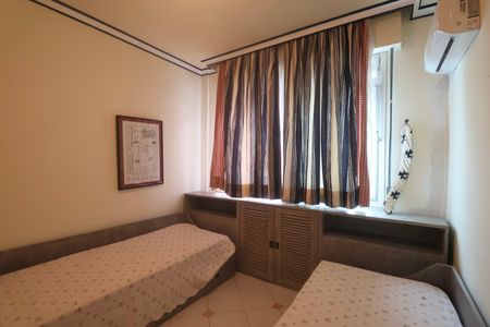 Apartamento para alugar com 501m², 5 quartos e 2 vagasQuarto