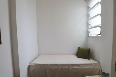 Apartamento para alugar com 501m², 5 quartos e 2 vagasQuarto de Serviço