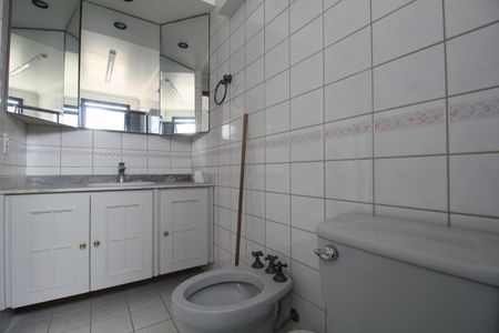 Apartamento à venda com 62m², 2 quartos e 2 vagasBanheiro 1