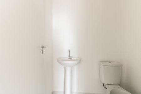 Apartamento para alugar com 38m², 1 quarto e sem vaga Apartamento para alugar com 38m², 1 quarto e sem vagaBanheiro