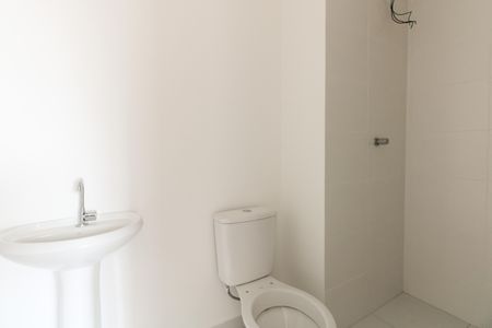 Apartamento para alugar com 38m², 1 quarto e sem vaga Apartamento para alugar com 38m², 1 quarto e sem vagaBanheiro