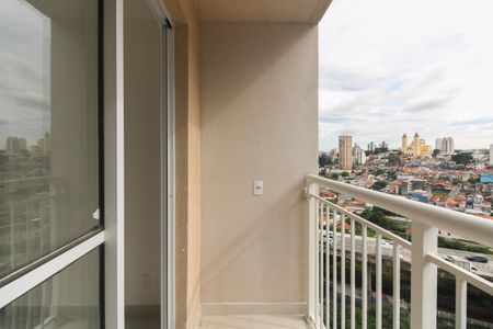 Varanda  de apartamento para alugar com 1 quarto, 38m² em Guaiauna, São Paulo