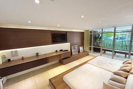 Studio para alugar com 33m², 1 quarto e 1 vagasala tv