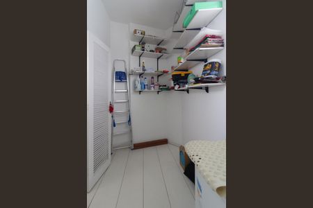 Apartamento à venda com 61m², 1 quarto e 2 vagas Apartamento à venda com 61m², 1 quarto e 2 vagasQuarto de serviço