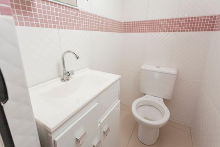 Banheiro de casa para alugar com 1 quarto, 77m² em Jardim Malia Ii, São Paulo