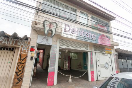 Casa para alugar com 66m², 2 quartos e sem vagaFachada