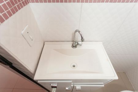 Casa para alugar com 66m², 2 quartos e sem vagaBanheiro