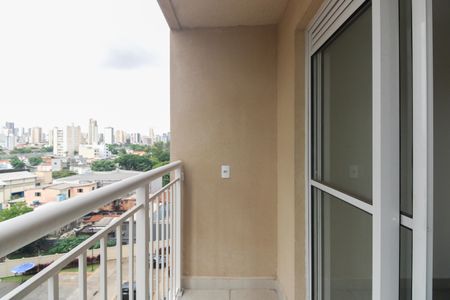 Varanda  de apartamento para alugar com 1 quarto, 38m² em Guaiauna, São Paulo