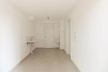 Sala  de apartamento para alugar com 1 quarto, 38m² em Guaiauna, São Paulo