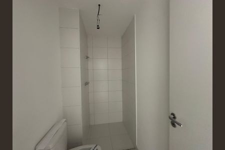 Apartamento para alugar com 55m², 1 quarto e sem vagaBanheiro da Suíte