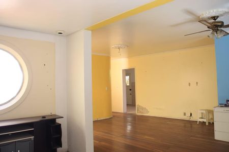 Sala de casa à venda com 4 quartos, 298m² em Bom Jesus, Porto Alegre