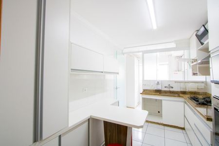 Apartamento para alugar com 90m², 3 quartos e 2 vagas Apartamento para alugar com 90m², 3 quartos e 2 vagasCozinha