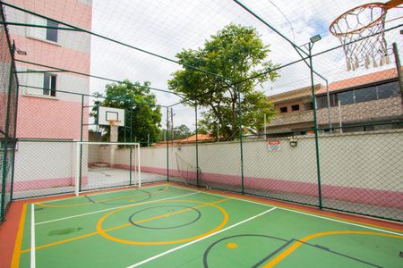 Apartamento para alugar com 90m², 3 quartos e 2 vagas Apartamento para alugar com 90m², 3 quartos e 2 vagasÁrea comum - Quadra esportiva