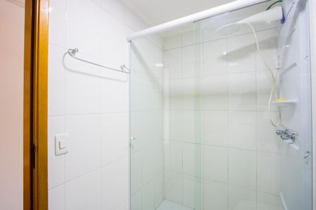 Apartamento para alugar com 90m², 3 quartos e 2 vagas Apartamento para alugar com 90m², 3 quartos e 2 vagasBanheiro social