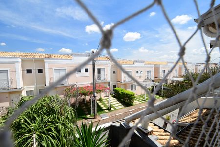 Casa de condomínio para alugar com 85m², 3 quartos e 2 vagasQuarto 2 - Vista