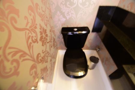 Casa de condomínio para alugar com 85m², 3 quartos e 2 vagasLavabo