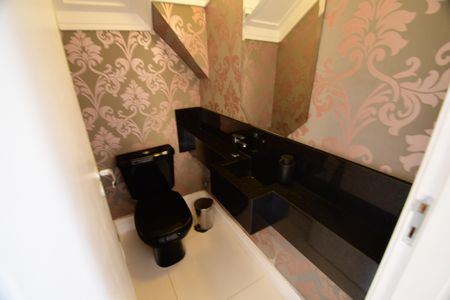 Casa de condomínio para alugar com 85m², 3 quartos e 2 vagasLavabo