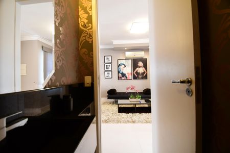 Casa de condomínio para alugar com 85m², 3 quartos e 2 vagasLavabo