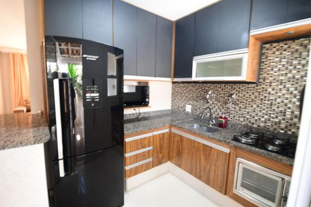 Casa de condomínio para alugar com 85m², 3 quartos e 2 vagasCozinha