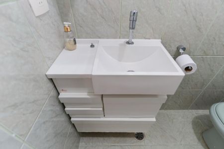 Casa para alugar com 180m², 2 quartos e 2 vagas Casa para alugar com 180m², 2 quartos e 2 vagasBanheiro