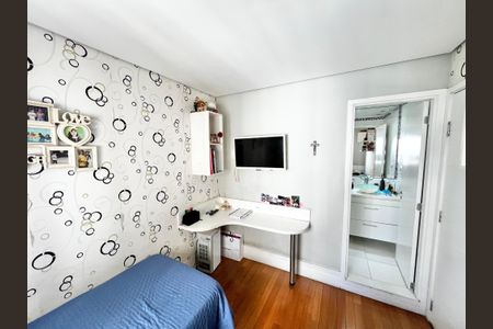 Apartamento à venda com 110m², 3 quartos e 2 vagas Apartamento à venda com 110m², 3 quartos e 2 vagasQuarto Suíte 2