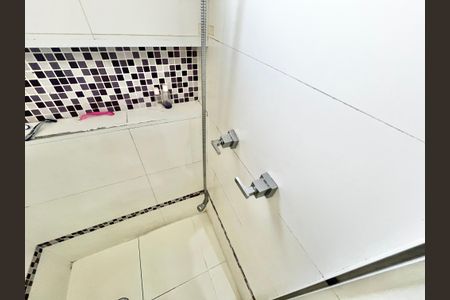 Apartamento à venda com 110m², 3 quartos e 2 vagas Apartamento à venda com 110m², 3 quartos e 2 vagasBanheiro da Suíte 2