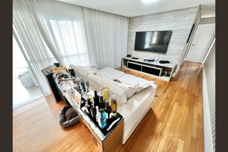 Apartamento à venda com 110m², 3 quartos e 2 vagas Apartamento à venda com 110m², 3 quartos e 2 vagasSala