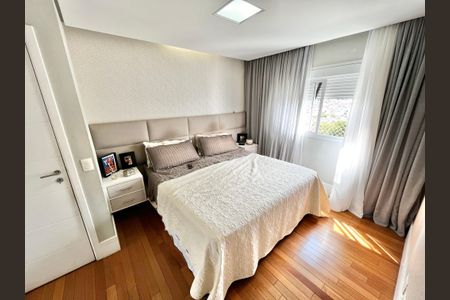 Apartamento à venda com 110m², 3 quartos e 2 vagas Apartamento à venda com 110m², 3 quartos e 2 vagasQuarto Suíte