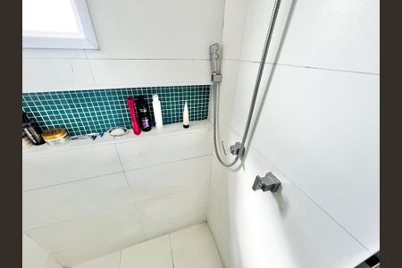 Apartamento à venda com 110m², 3 quartos e 2 vagas Apartamento à venda com 110m², 3 quartos e 2 vagasBanheiro da Suíte 1