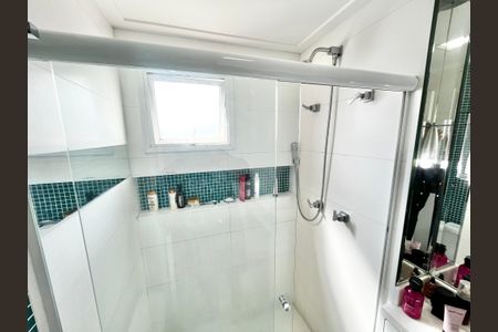 Apartamento à venda com 110m², 3 quartos e 2 vagas Apartamento à venda com 110m², 3 quartos e 2 vagasBanheiro da Suíte 1