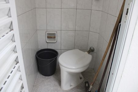 Casa à venda com 120m², 5 quartos e 2 vagasBanheiro 3