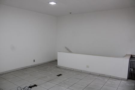 Casa à venda com 120m², 5 quartos e 2 vagasQuarto 4