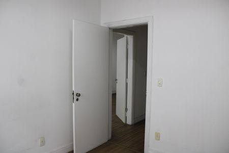 Casa à venda com 120m², 5 quartos e 2 vagasQuarto 3