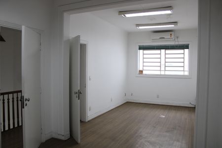 Casa à venda com 120m², 5 quartos e 2 vagasQuarto 1