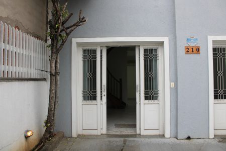 Casa à venda com 120m², 5 quartos e 2 vagasFachada