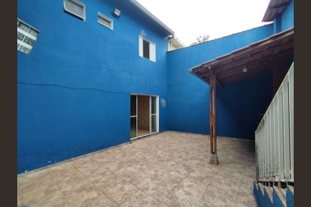 Casa para alugar com 99m², 3 quartos e 1 vagaQuintal 