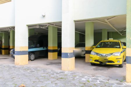 Apartamento à venda com 50m², 2 quartos e 1 vaga Apartamento à venda com 50m², 2 quartos e 1 vagaGaragem