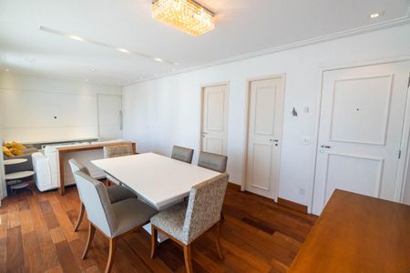 Apartamento para alugar com 120m², 3 quartos e 3 vagasSala