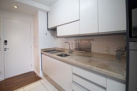 Apartamento para alugar com 71m², 1 quarto e 2 vagas Apartamento para alugar com 71m², 1 quarto e 2 vagasCozinha