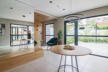 Studio à venda com 30m², 1 quarto e sem vaga Studio à venda com 30m², 1 quarto e sem vagaHall