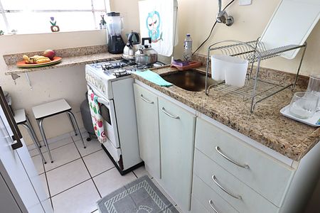 Apartamento à venda com 60m², 2 quartos e sem vagaCozinha