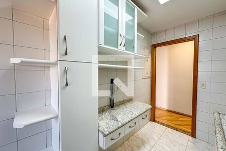 Apartamento à venda com 86m², 3 quartos e 2 vagasCozinha