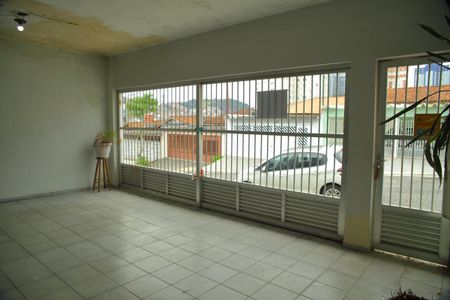 Casa à venda com 65m², 2 quartos e 2 vagasGaragem 