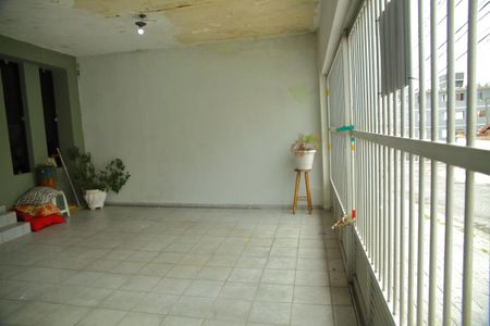 Casa à venda com 65m², 2 quartos e 2 vagasGaragem 