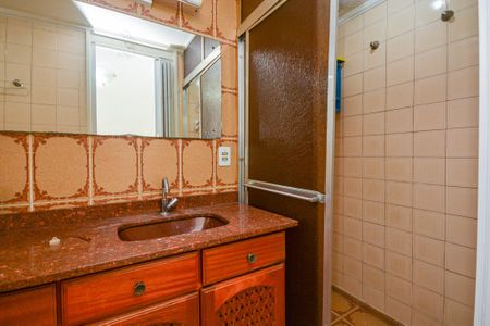 Apartamento para alugar com 86m², 3 quartos e 1 vaga Apartamento para alugar com 86m², 3 quartos e 1 vagaBanheiro