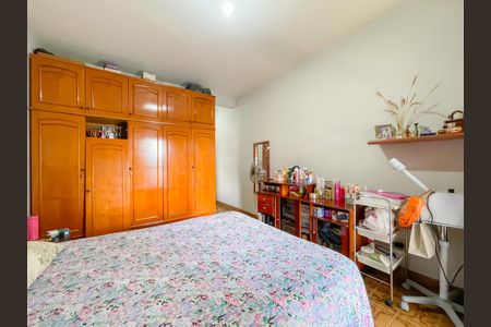 Casa à venda com 210m², 4 quartos e 1 vagaSuíte 3