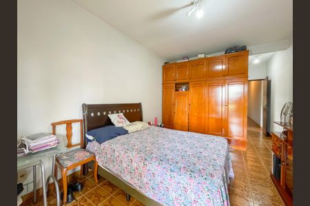 Casa à venda com 210m², 4 quartos e 1 vagaSuíte 3