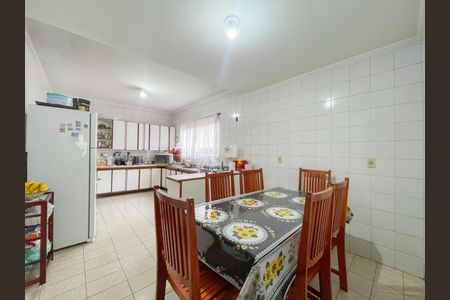 Casa à venda com 210m², 4 quartos e 1 vagaCozinha