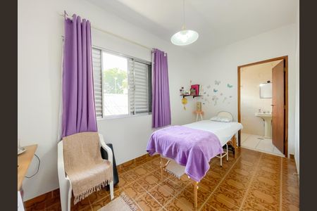 Casa à venda com 210m², 4 quartos e 1 vagaSuíte 2